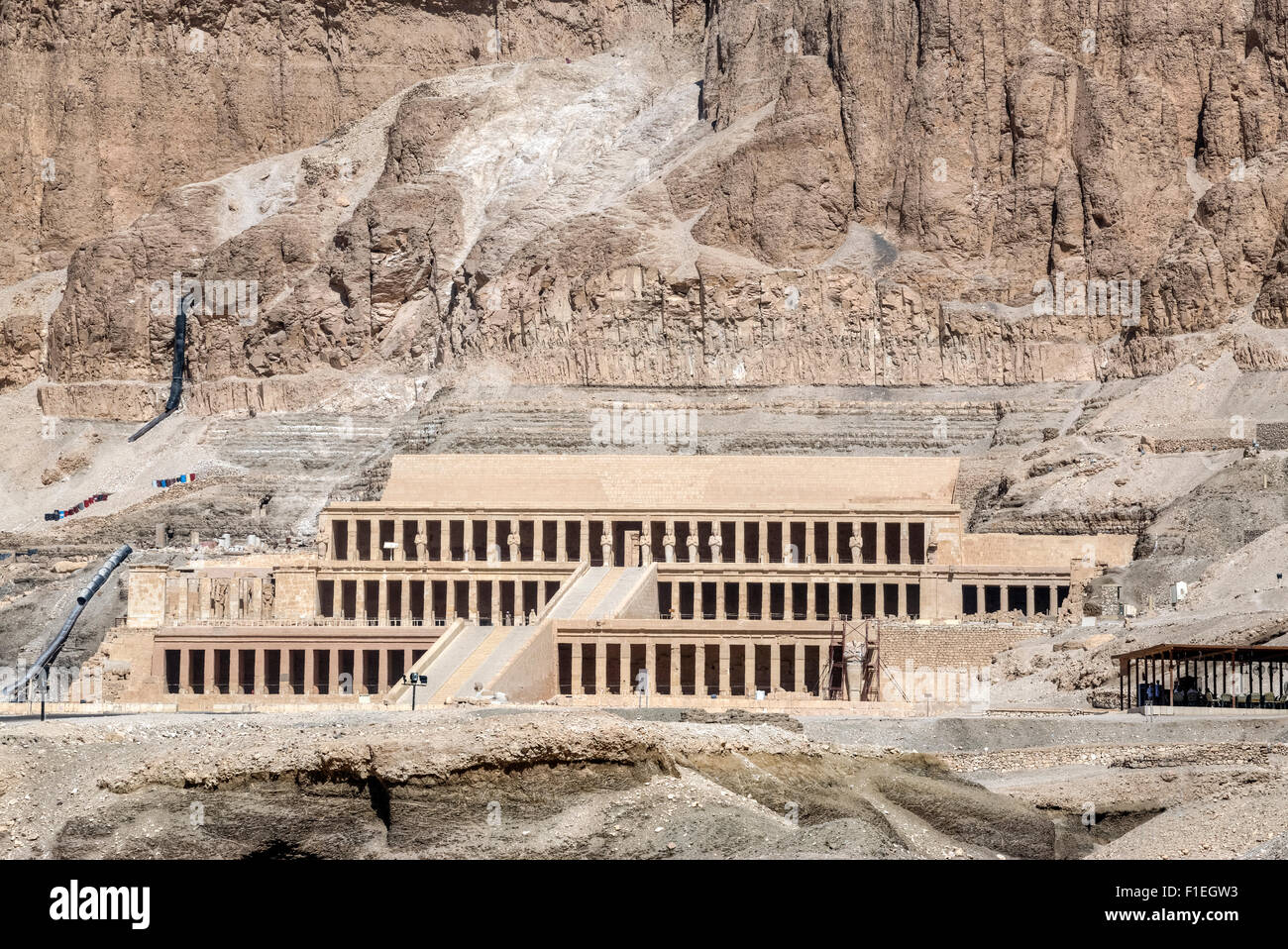 Temple funéraire d'Hatchepsout, Deir el-Bahari, Louxor, Egypte, Afrique du Sud Banque D'Images