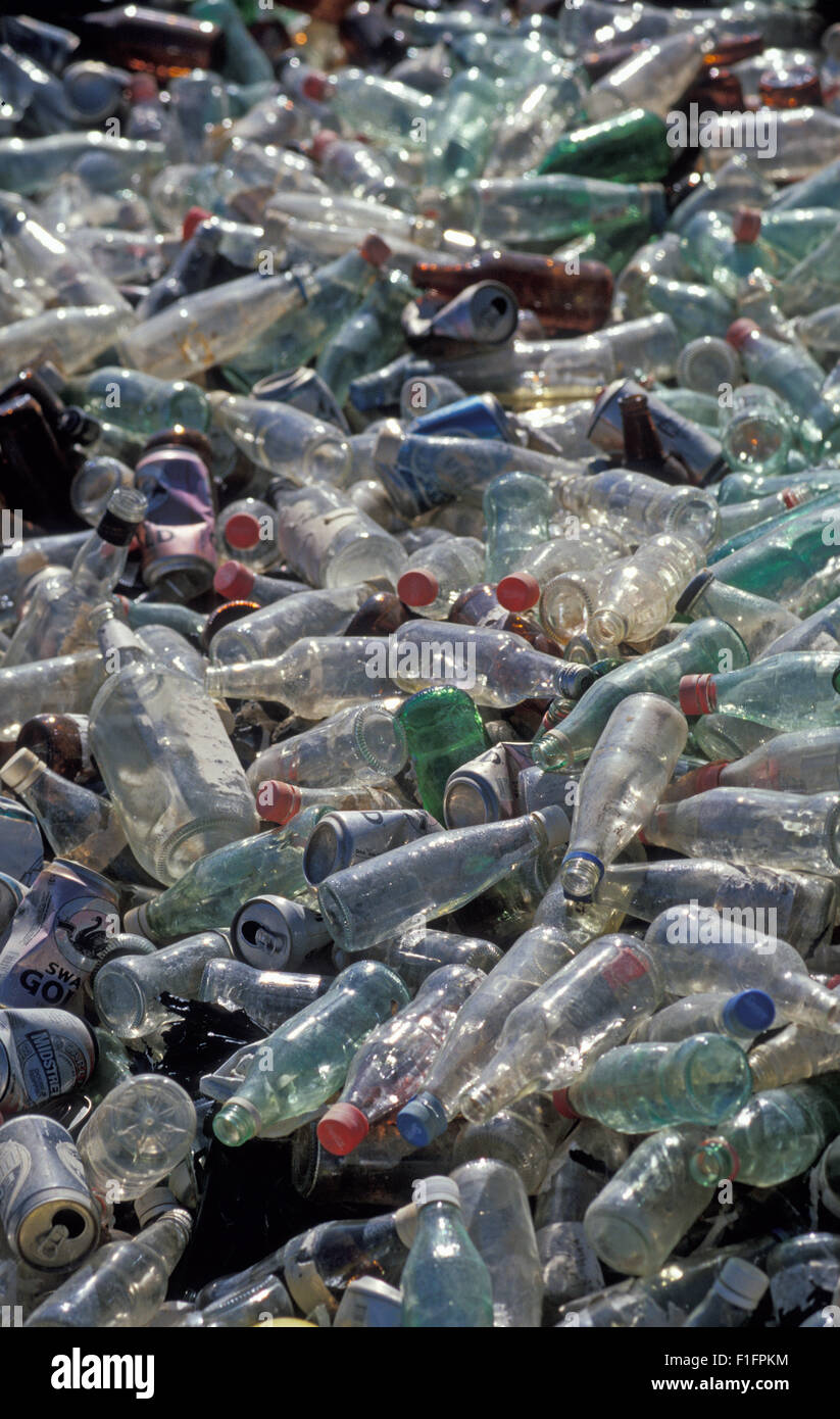 Bouteilles en verre PRÊT POUR LE RECYCLAGE, l'ouest de l'Australie Banque D'Images