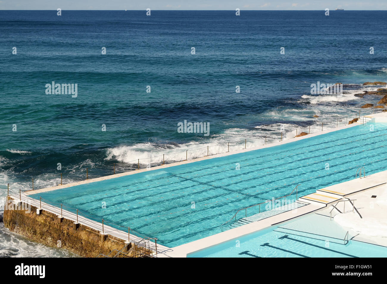 Piscine extérieure à Bondi Beach, Sydney, Australie. Banque D'Images
