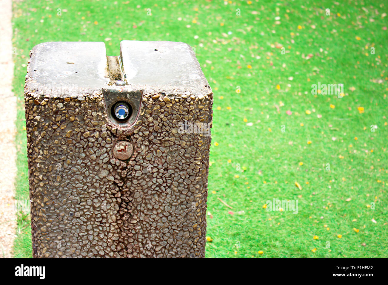 Fontaine d'eau en ville pour boire Banque D'Images