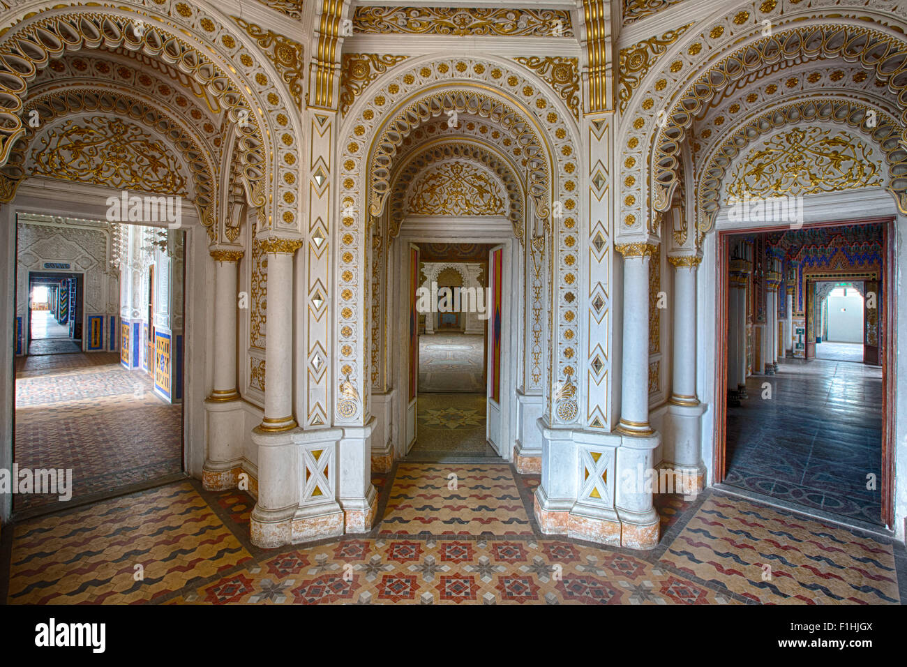 Palais de style mauresque, l'architecture d'intérieur Banque D'Images