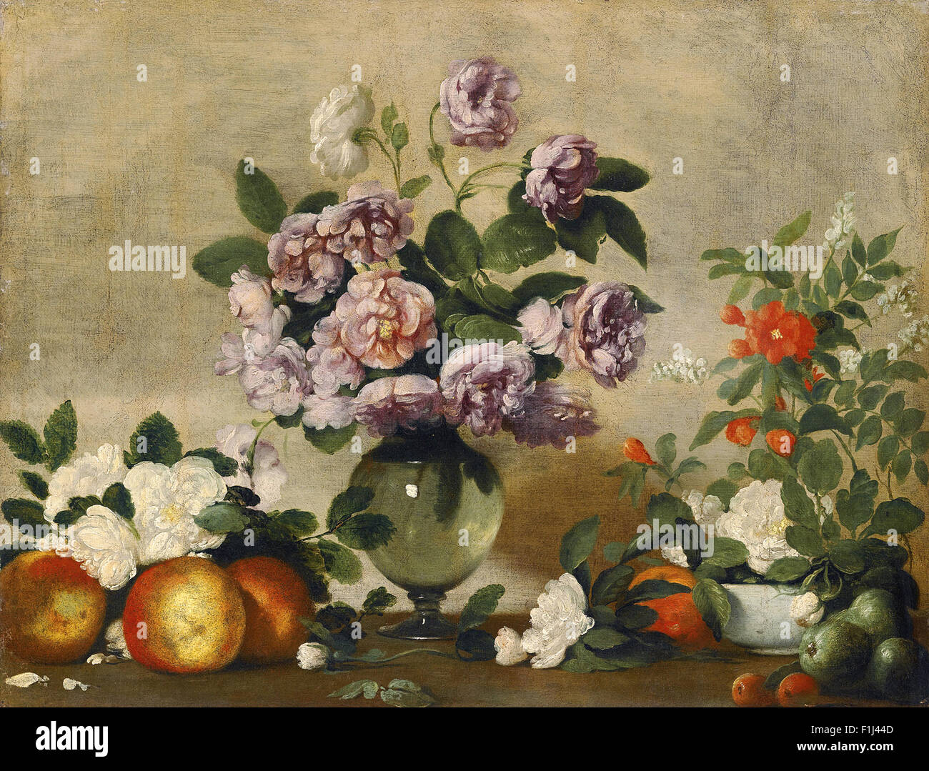 Bernardo Strozzi - still life with rose et blanc de pivoines dans un vase en verre et les pêches, les roses blanches et les fruits sur une corniche Banque D'Images