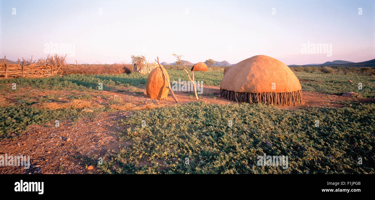 Région Kaokoland Himba Village, Namibie, Afrique Banque D'Images