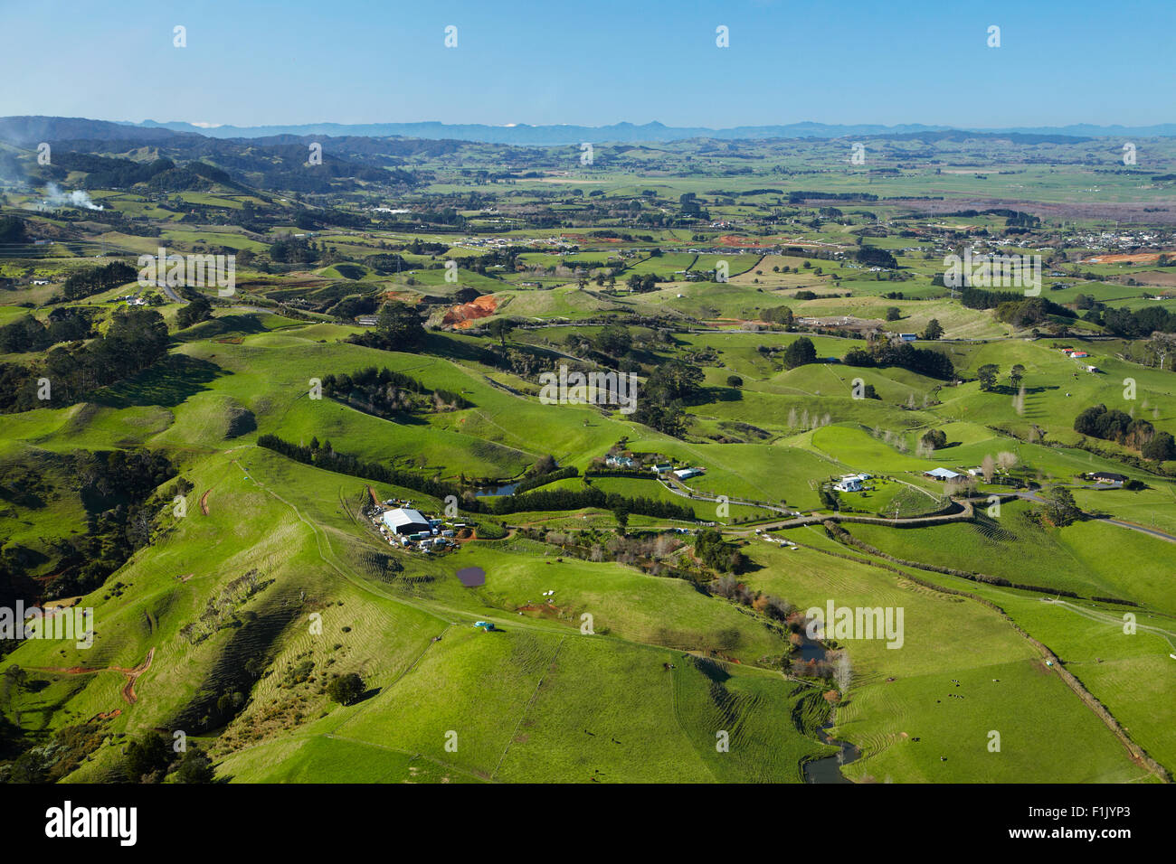 Les terres agricoles, Bombay Hills, South Auckland, île du Nord, Nouvelle-Zélande - vue aérienne Banque D'Images