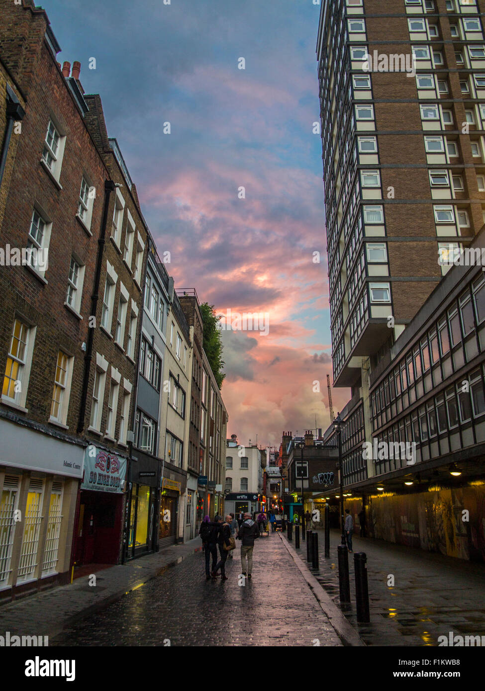 Berwick Street, Soho, London Le coucher du soleil Banque D'Images