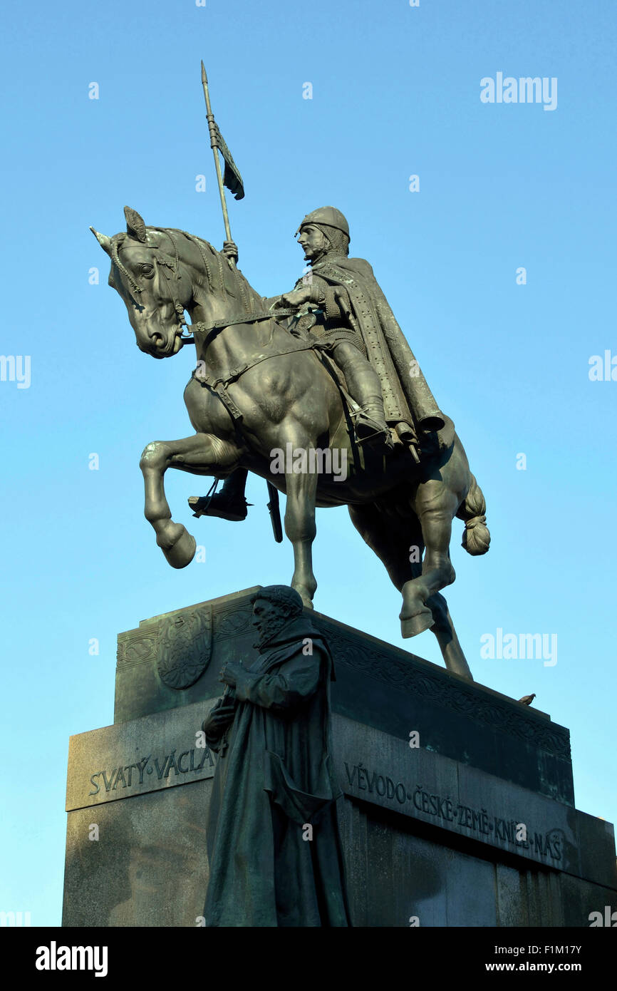Monument sur la place Venceslas la place Venceslas, dans le centre historique de Prague en République tchèque. Banque D'Images