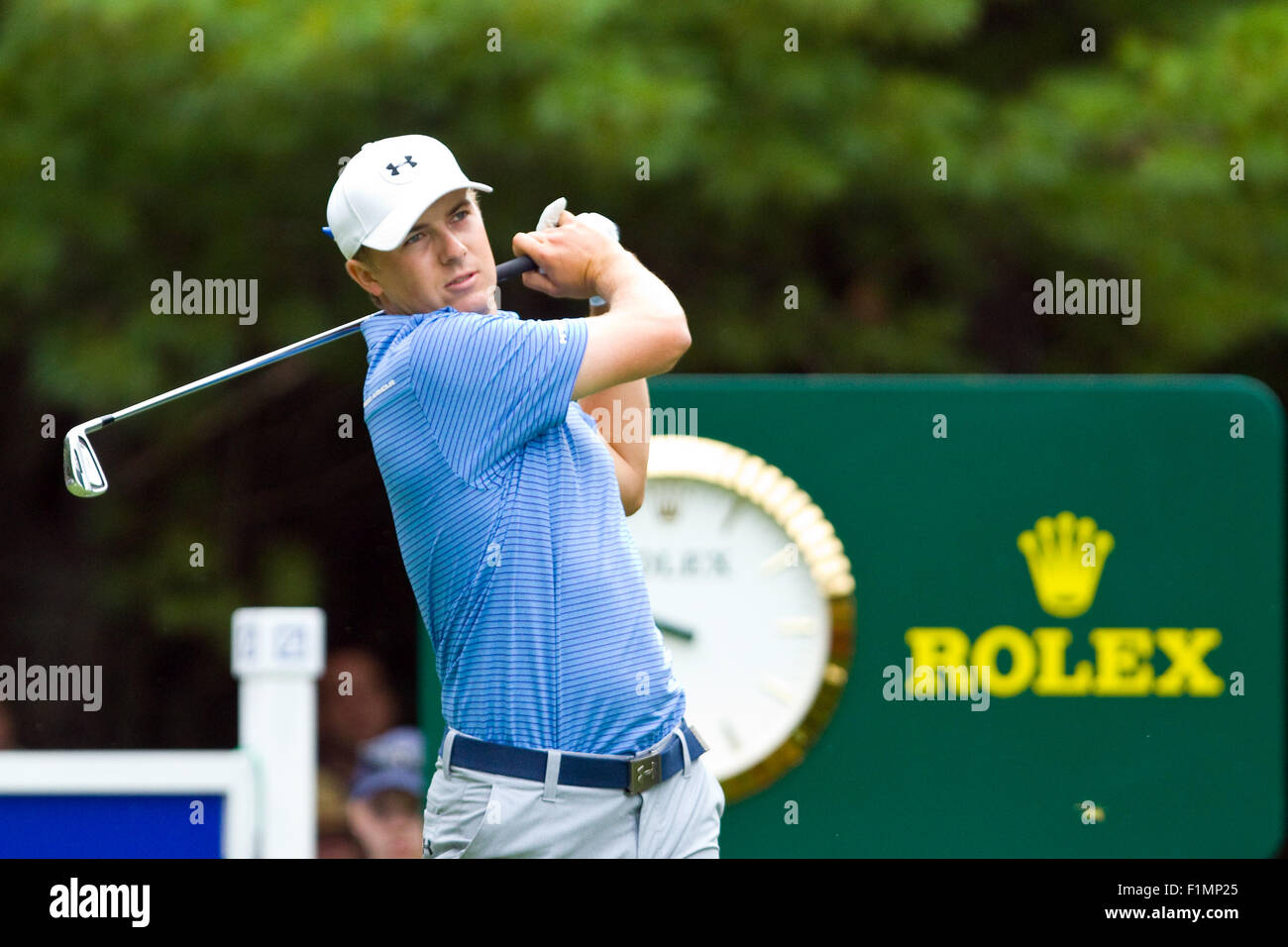 Norton, Massachusetts, USA. Le 4 septembre, 2015. Jordan Spieth au 11e tee pendant le premier tour de la Deutsche Bank Championship à PTC Boston. Anthony Nesmith/Cal Sport Media Credit : Cal Sport Media/Alamy Live News Banque D'Images