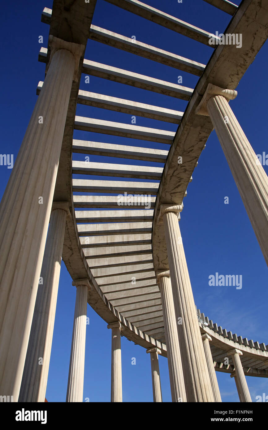 Colonnade moderne du centre commercial de Sv. Kriz Zacretje, Croatie Banque D'Images
