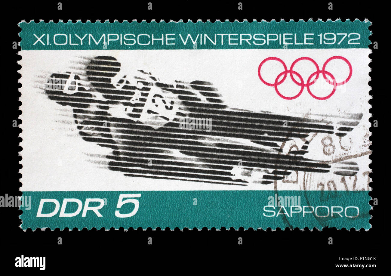 Timbres en RDA montre - Jeux Olympiques d'hiver de Sapporo, Japon, circa 1971. Banque D'Images