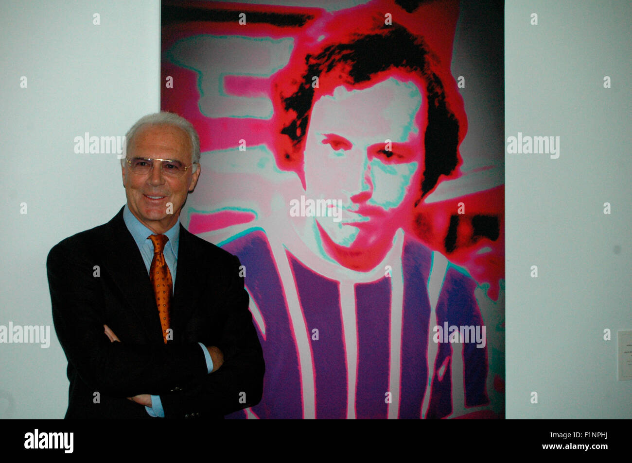 Franz Beckenbauer - von Enthuellung "Portraits des kaisers' der Schweizer Kuenstlerin Annelies Strba im Rahmen der Ausstellung Banque D'Images