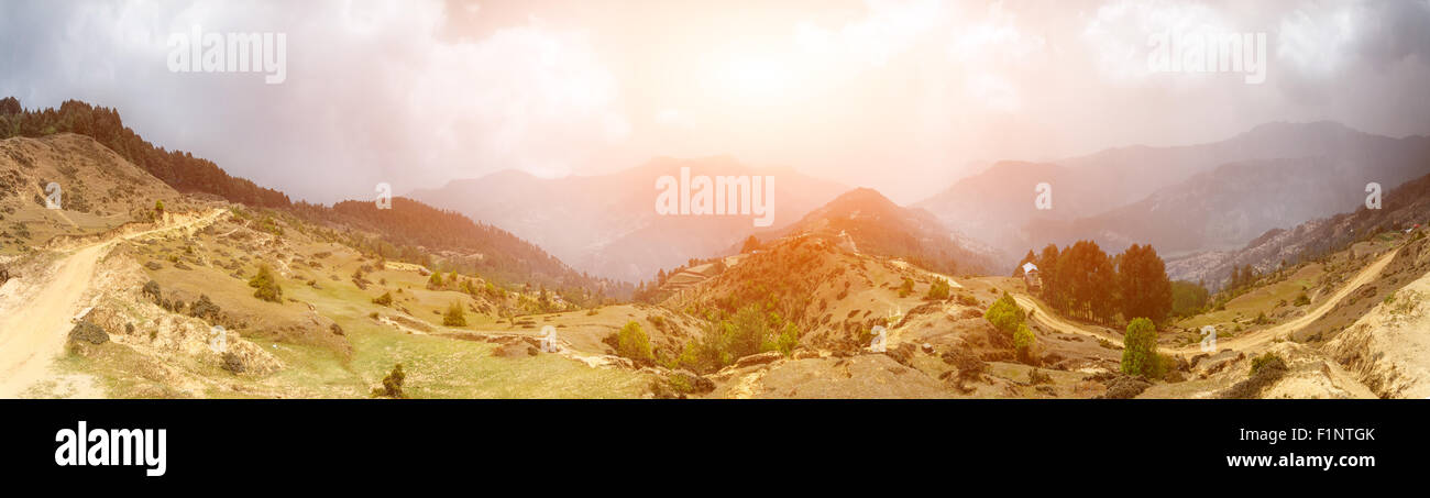 Magnifique paysage de montagne Banque D'Images Magnifique paysage de montagne Banque D'Images