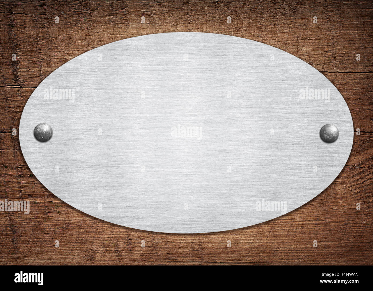 Composition de la plaque en métal aluminium, plaque sur planche en bois Banque D'Images