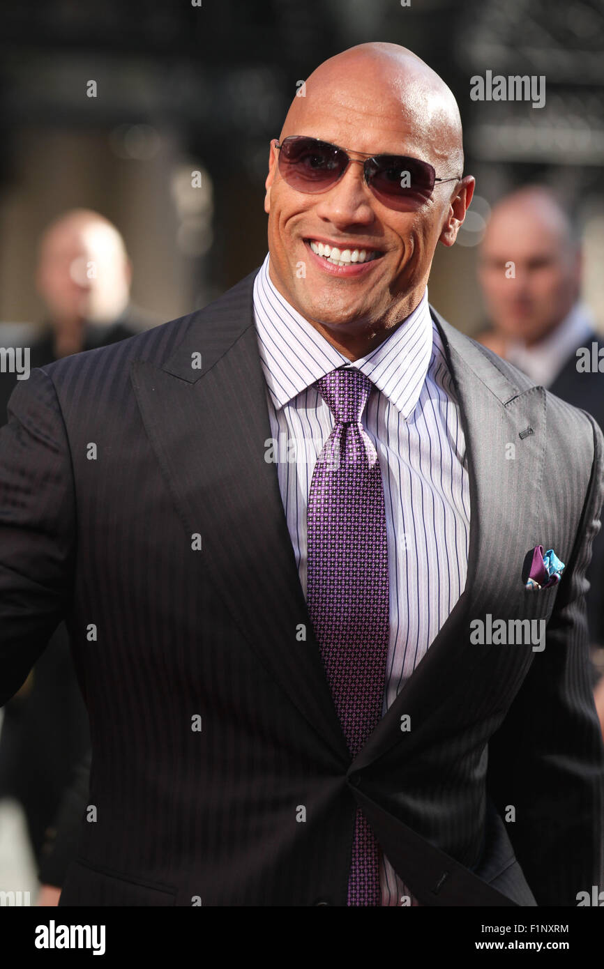 Londres, Royaume-Uni, 21 mai 2015 : Dwayne Johnson assiste à la première mondiale de San Andreas au Cinéma Odeon Leicester Square à Lond Banque D'Images