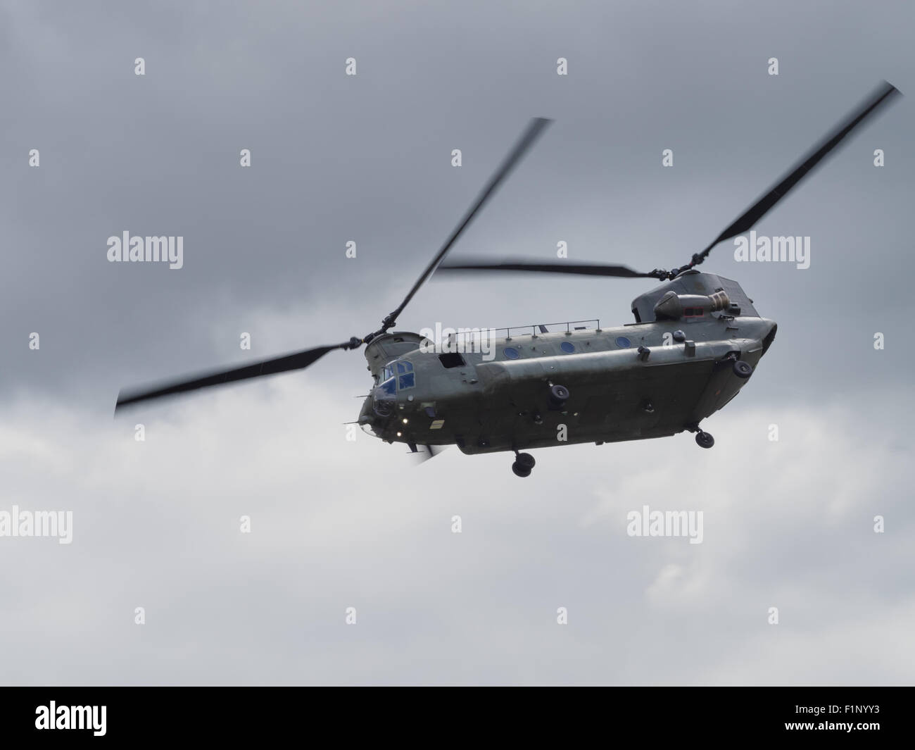 Vol en hélicoptère Chinook Banque D'Images