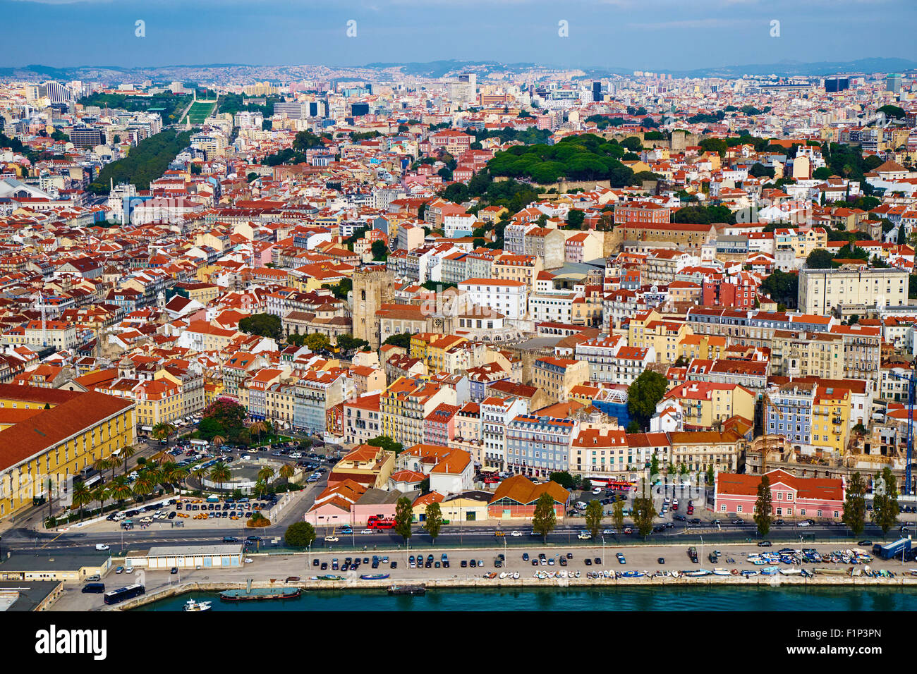 Portugal, Lisbonne, l'Alfama et cathédrale Sé Banque D'Images