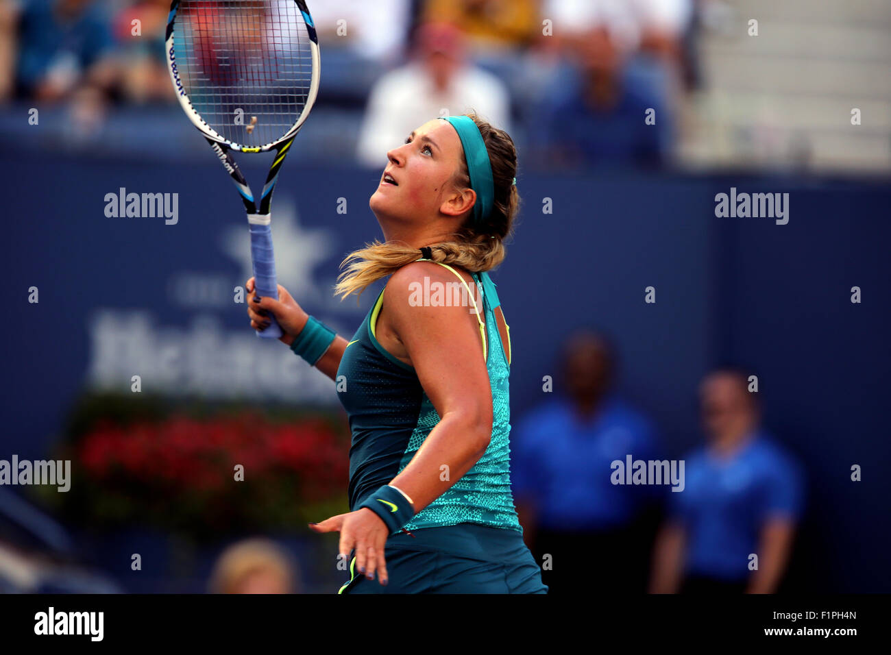 New York, USA. 5 Septembre, 2015. Victoria Azarenka en action contre Angelique Kerber de l'Allemagne lors de leur troisième tour à l'US Open à Flushing Meadows, New York le 5 septembre 2015. Azarenka remporte le match en trois sets. Crédit : Adam Stoltman/Alamy Live News Banque D'Images