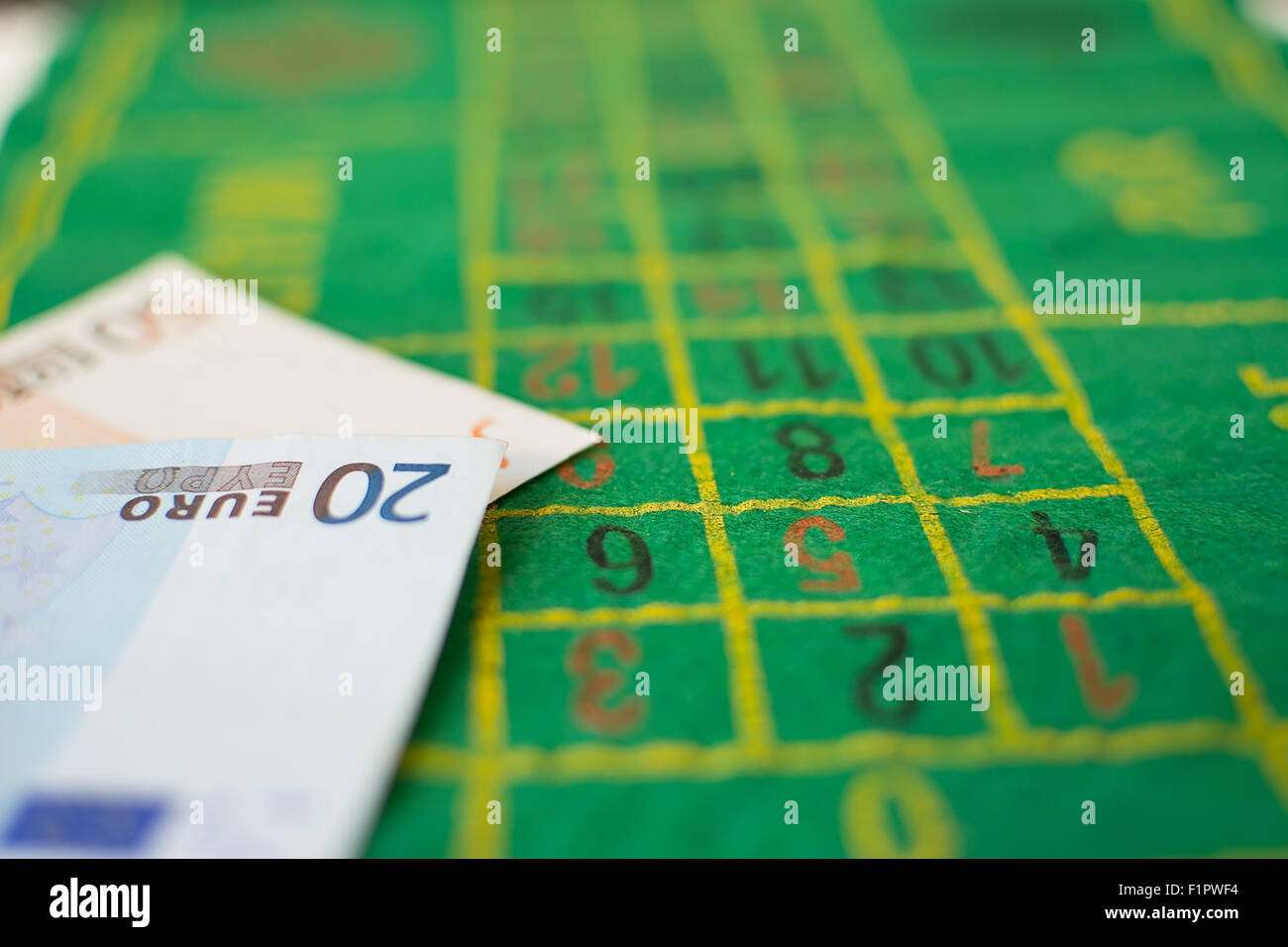 Jeu d'argent Banque de photographies et d’images à haute résolution - Alamy