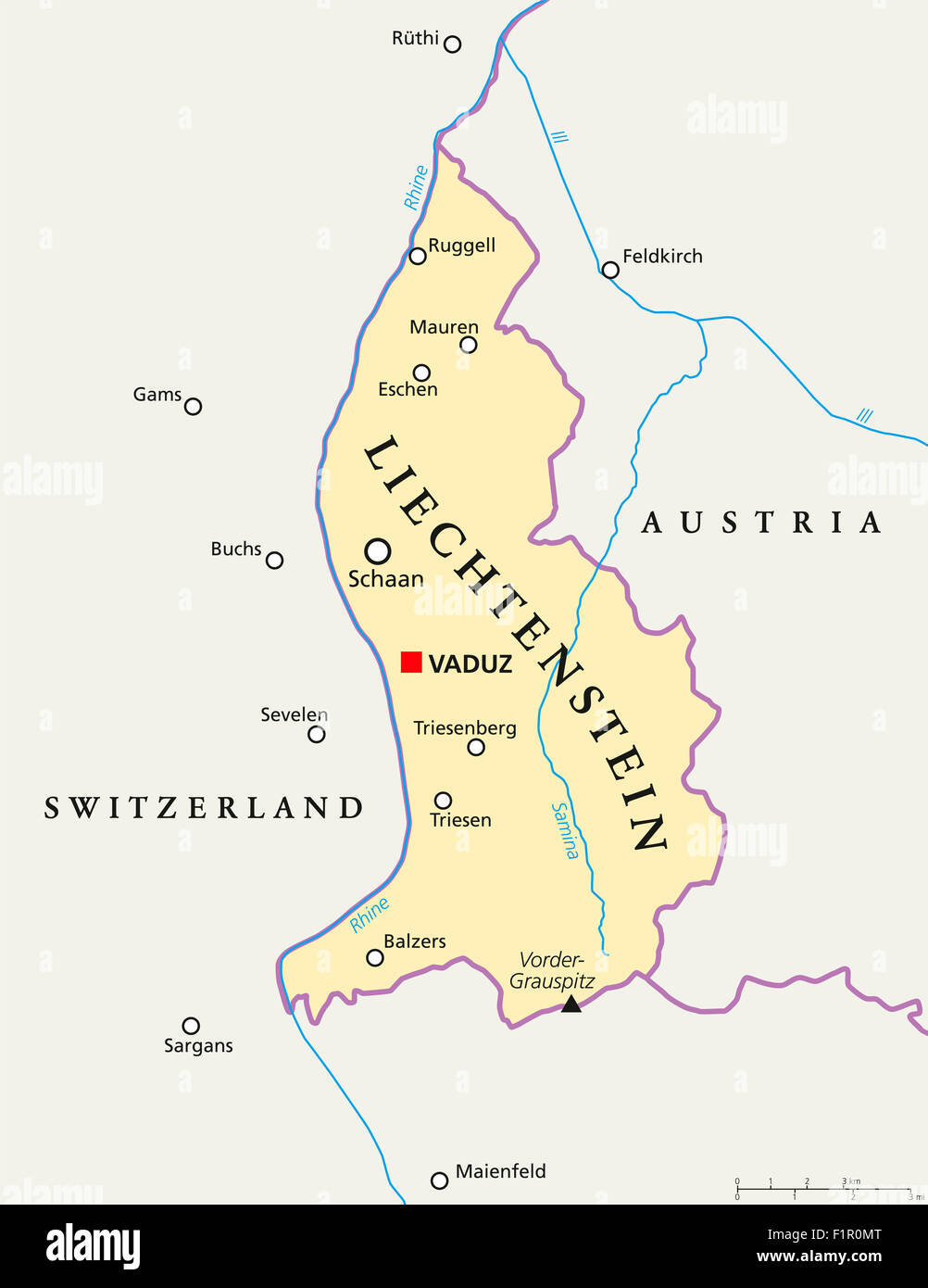 Carte politique du Liechtenstein à Vaduz capital, les frontières nationales, les villes importantes et les rivières. English l'étiquetage et à l'échelle. Banque D'Images