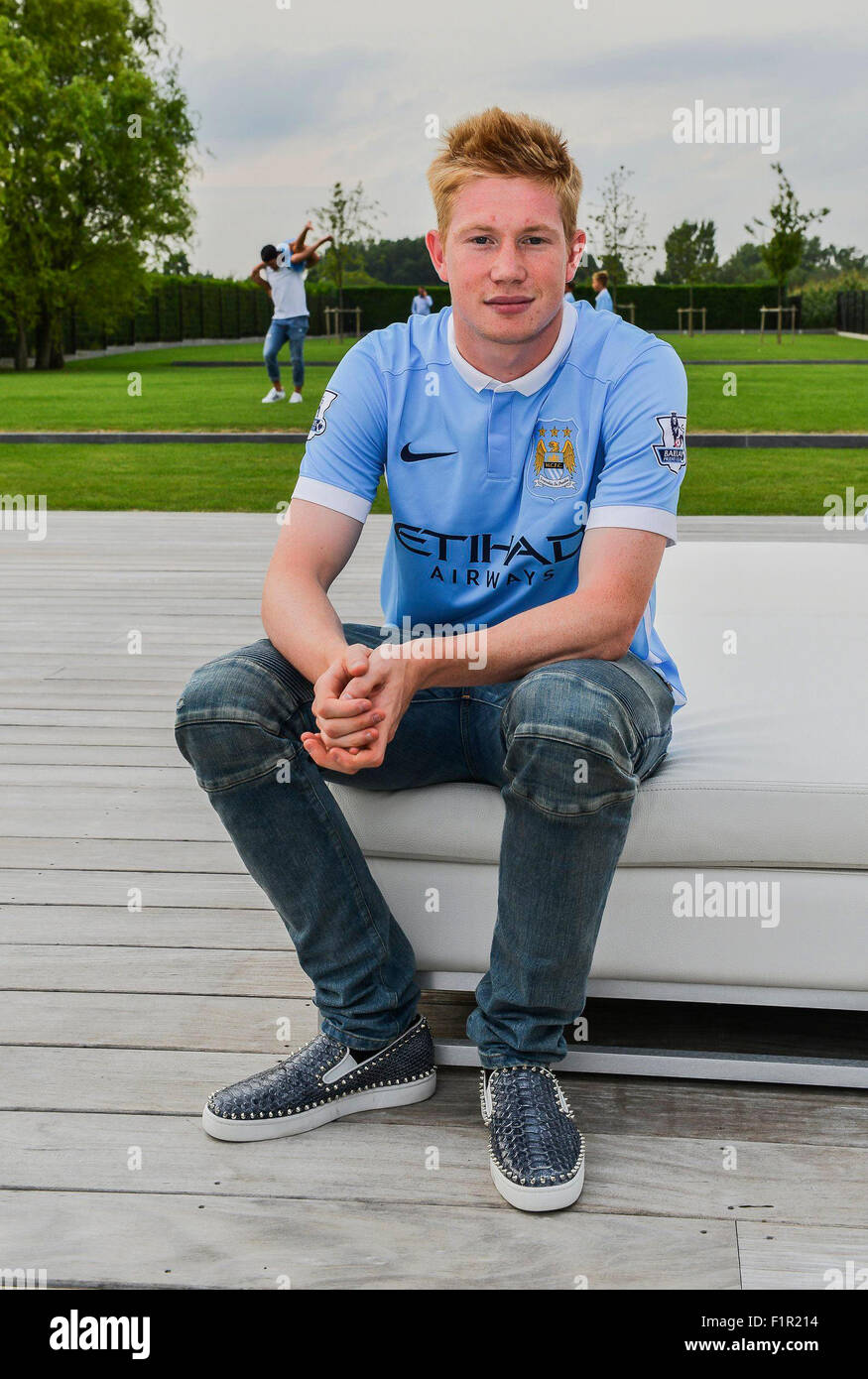 Manchester, UK. Août 31, 2015. Nouveau joueur Manchester City Kevin De Bruyne maillot l'équipe en action Sport/Alamy Live News Photo Stock - Alamy