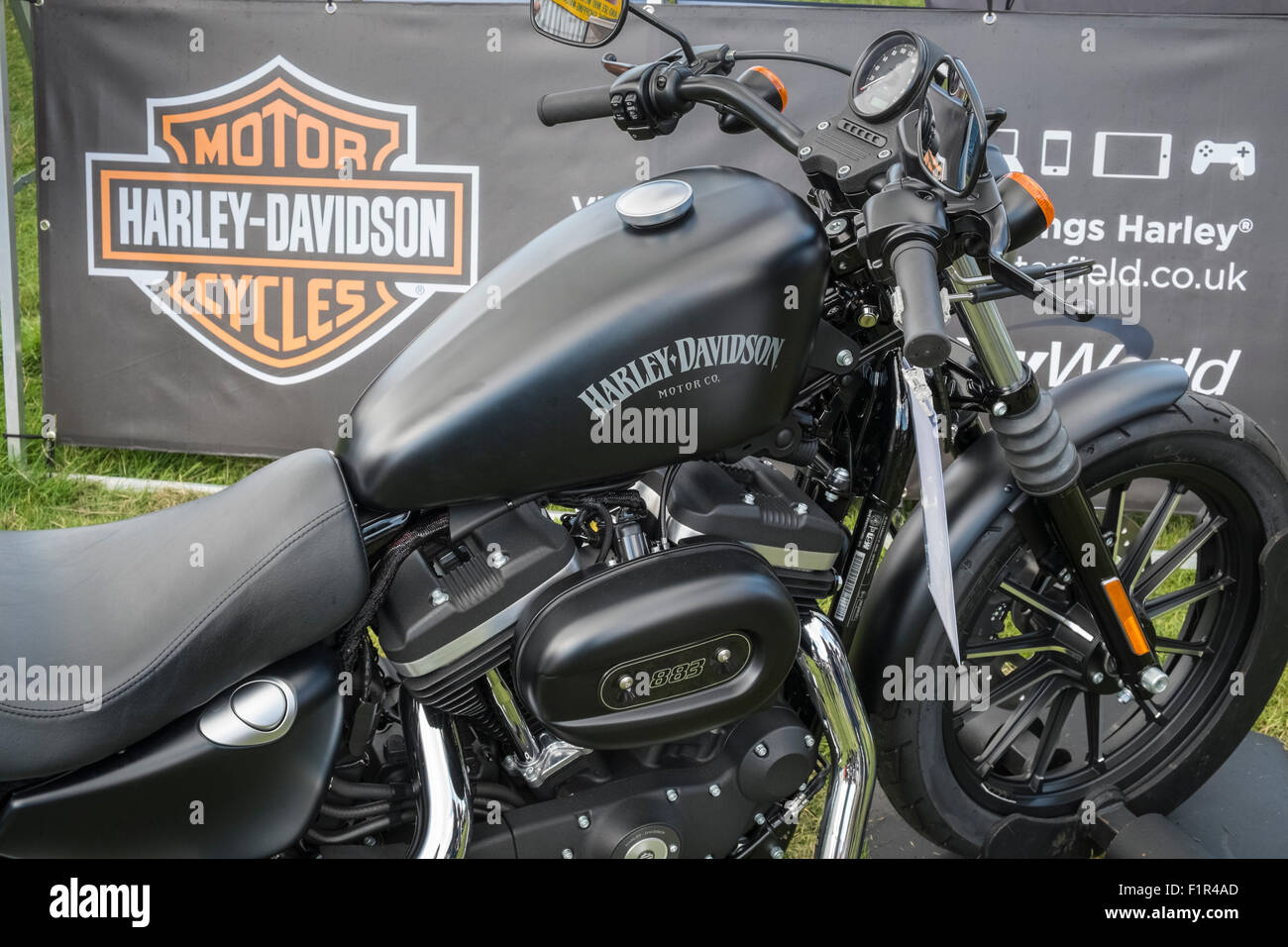 Nouvelle moto Harley-Davidson sur l'affichage. Banque D'Images