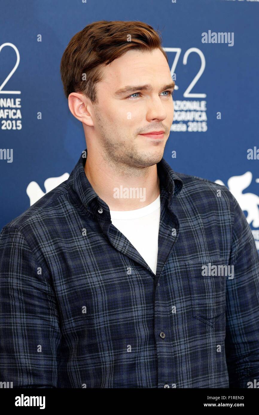 Venise, Italie. 12Th Mar, 2015. Nicholas Hoult.equals photo.72e Festival du Film de Venise.Venise, Italie.5 septembre 2015. Credit : Roger Harvey/Globe Photos/ZUMA/Alamy Fil Live News Banque D'Images