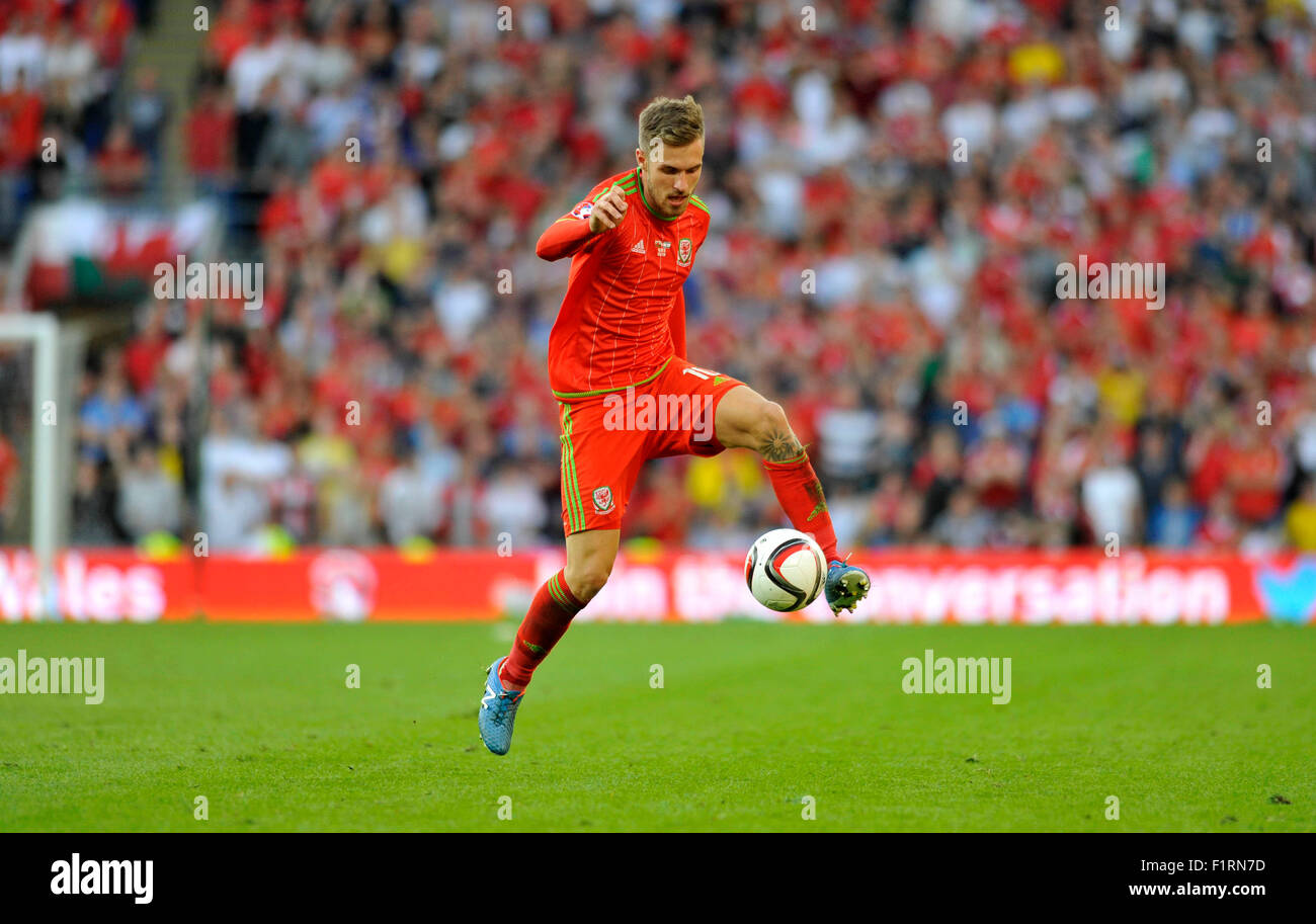 Cardiff, Wales, UK. 6 Septembre, 2015. Qualification Euro 2016 : Pays de Galles v Israël au Cardiff City Stadium. Aaron Ramsey de galles. Usage éditorial uniquement. Credit : Phil Rees/Alamy Live News Banque D'Images