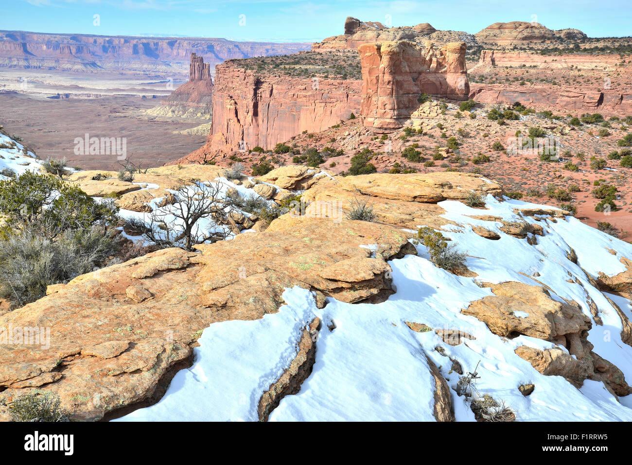 Vue de côté de la rivière Verte de Canyonlands National Park d'une île dans le ciel District de Canyonlands National Park dans l'Utah Banque D'Images