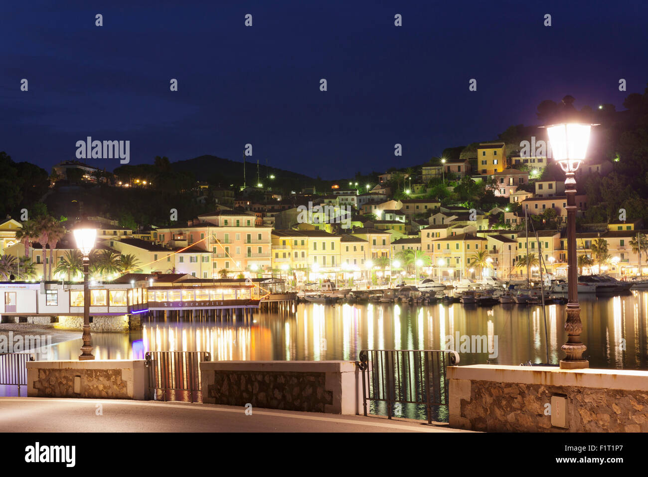 Porto Azzurro, Ile d'Elbe, province de Livourne, Toscane, Italie, Europe Banque D'Images