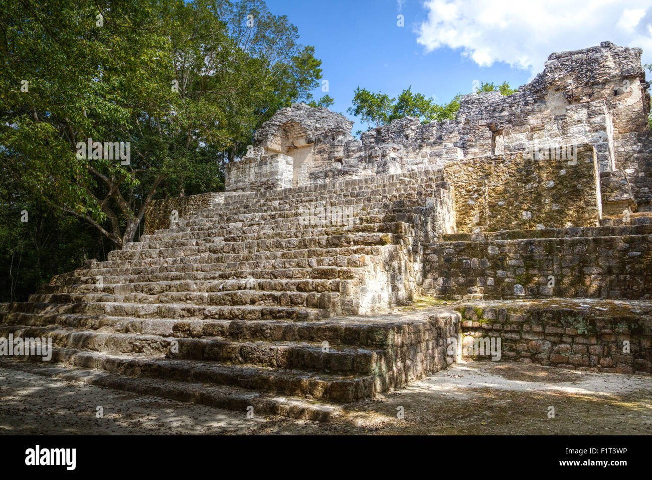 La structure 3, Début de période classique, Site archéologique maya Calakmul, UNESCO, Campeche, Mexique, Amérique du Nord Banque D'Images
