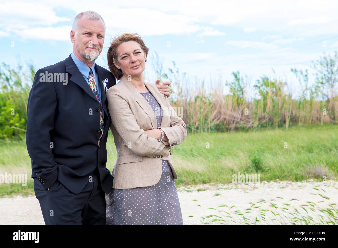 Portrait of senior couple outdoors Banque D'Images