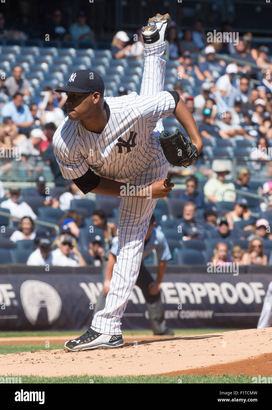 New York, New York, USA. Sep 6, 2015. Lanceur des Yankees IVAN NOVA dans la 2e manche, NY Yankees vs Tampa Bay Rays, Yankee Stadium, dimanche 6 septembre 2015. © Bryan Smith/ZUMA/Alamy Fil Live News Banque D'Images