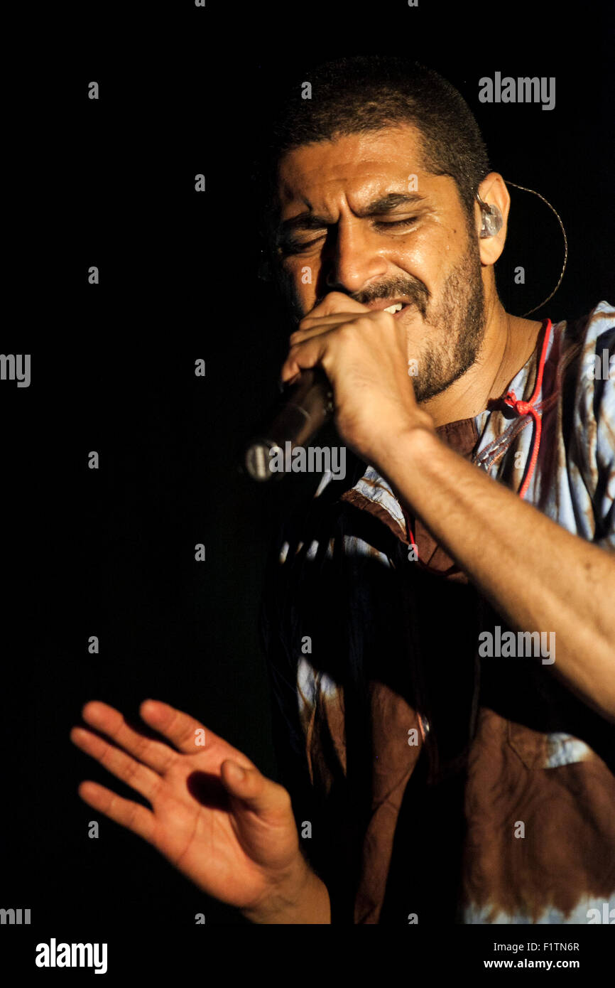 Criolo fonctionne à Dromos Festival à Mogoro, Sardaigne, 1er août 2015 Banque D'Images