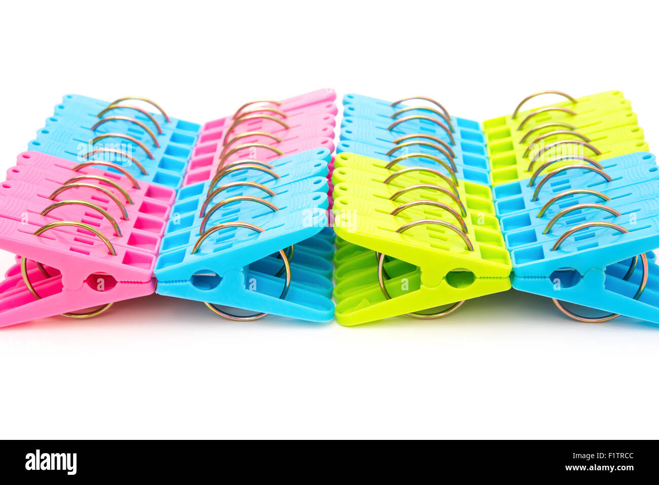 Beaucoup de linge sur un fond blanc Banque D'Images