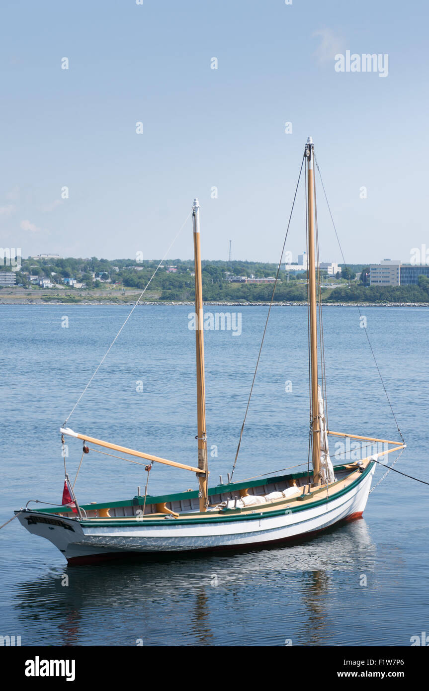 Bateau dans le port de Halifax en Nouvelle-Écosse, Canada. Banque D'Images