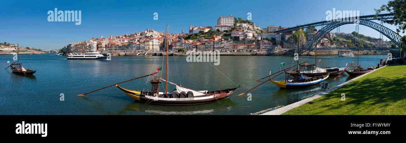 Portugal, Porto, le vin de Porto, de barges et de Vila Nova de Gaia Banque D'Images