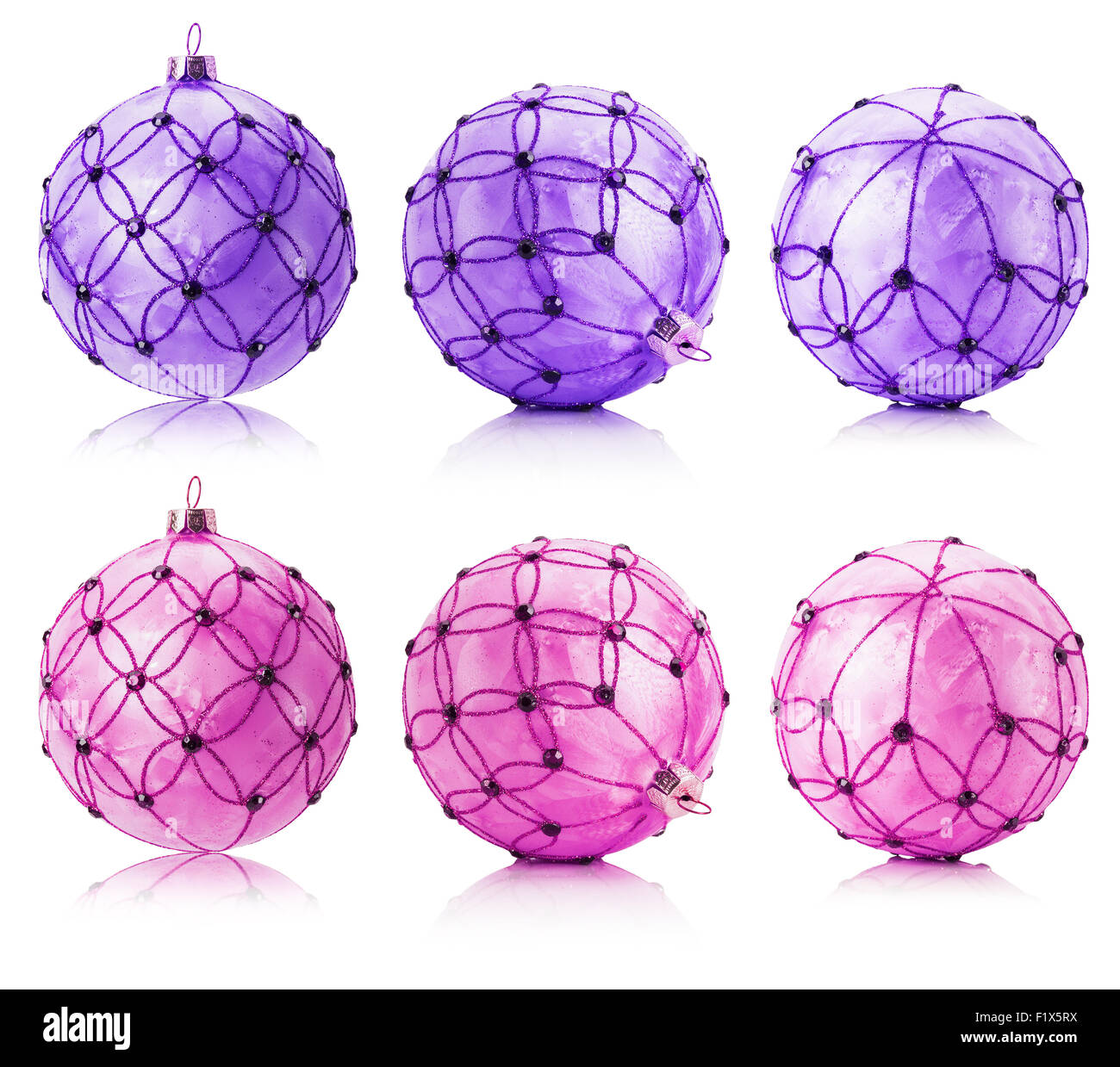 Jeu De Boules De Noël Rose Et Pourpre Isolé Sur Le Fond