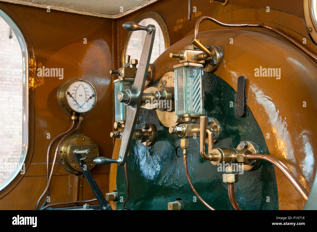 Londres, Brighton et South Coast Railway B1 Classe 0-4-2 locomotive à vapeur, National Railway Museum, York, Yorkshire, Angleterre, Royaume-Uni Banque D'Images