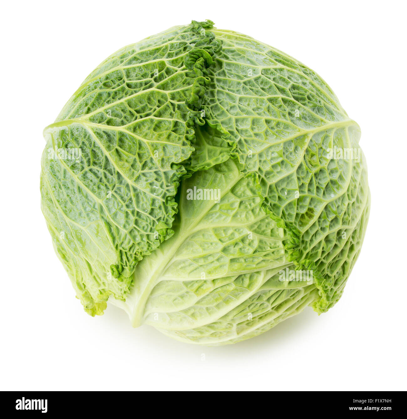 Chou vert isolé sur le fond blanc. Banque D'Images