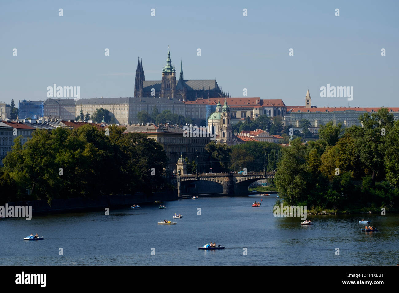 La Cathédrale Saint-Guy et le château de Hradčany, Prague, République Tchèque Banque D'Images