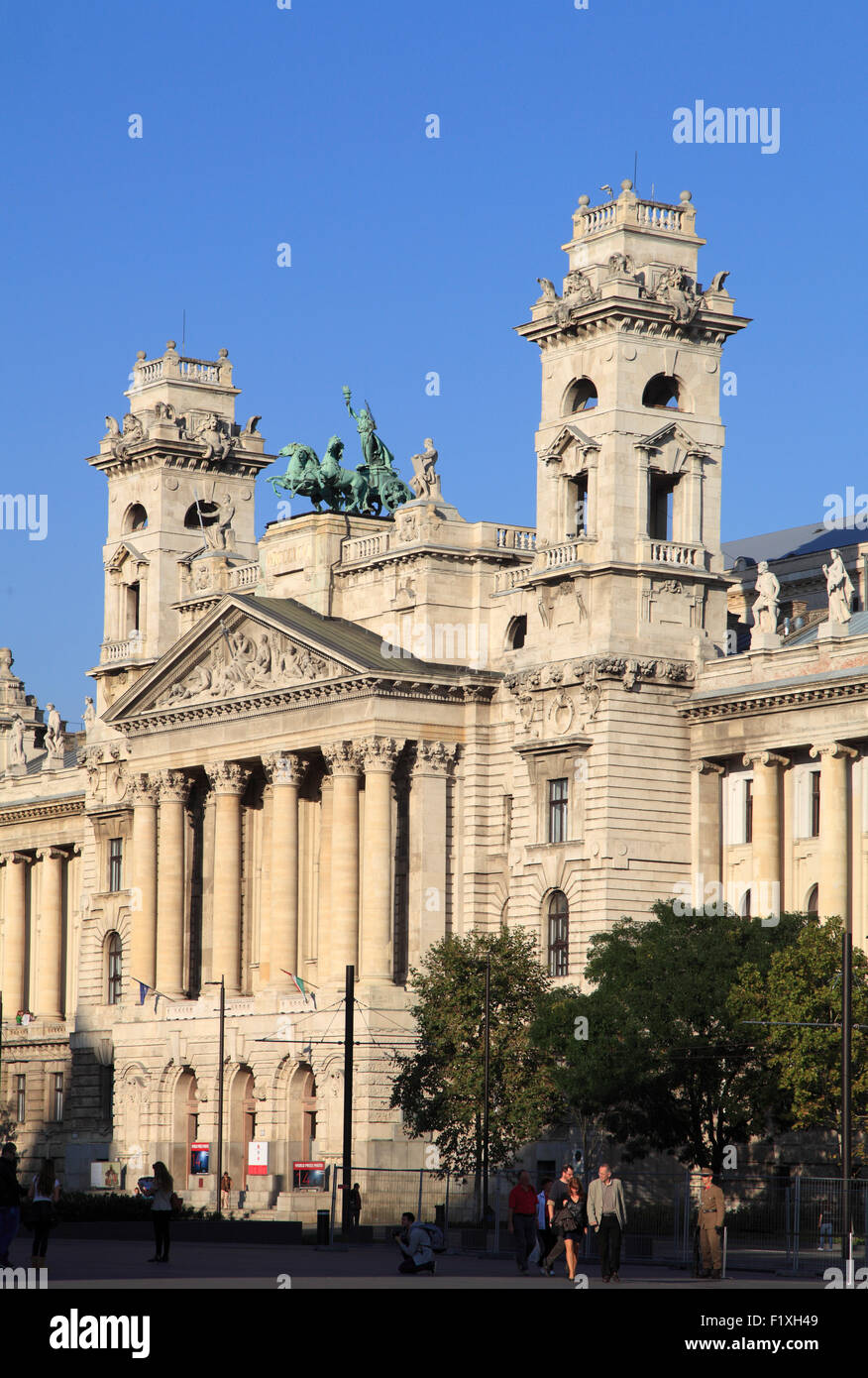 La Hongrie, Budapest, Musée ethnographique, la Place Kossuth, Banque D'Images