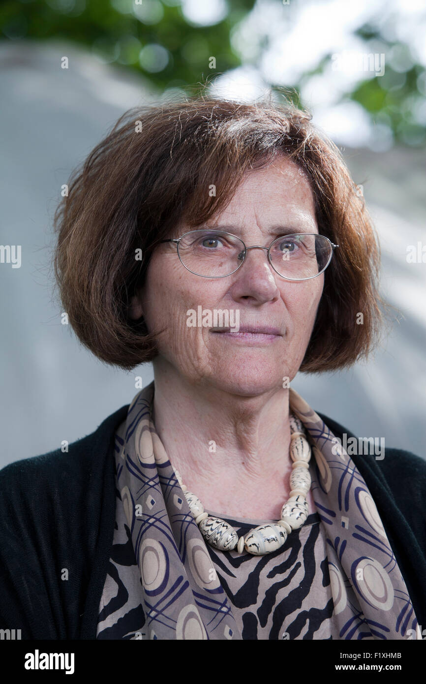 Hermione Lee, biographe et président de Wolfson College, Oxford, à l'Edinburgh International Book Festival 2015. Edimbourg, Ecosse. 20 août 2015 Banque D'Images