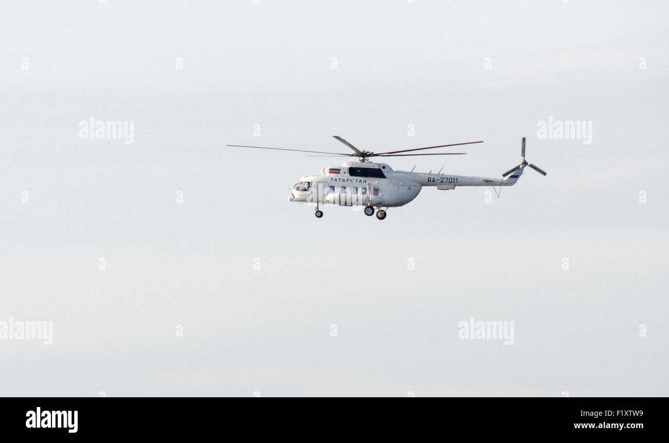 White hélicoptère russe Mikhaïl Mil au Tatarstan Kazan Russie MI-8MTV-1 turbine twin Banque D'Images