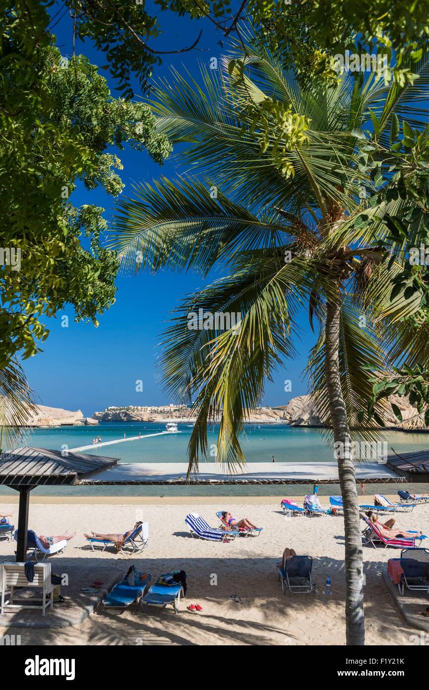 Sultanat d'Oman, gouvernorat de Mascate, Bandar Jissah, la plage de l'Oman Dive Center Banque D'Images