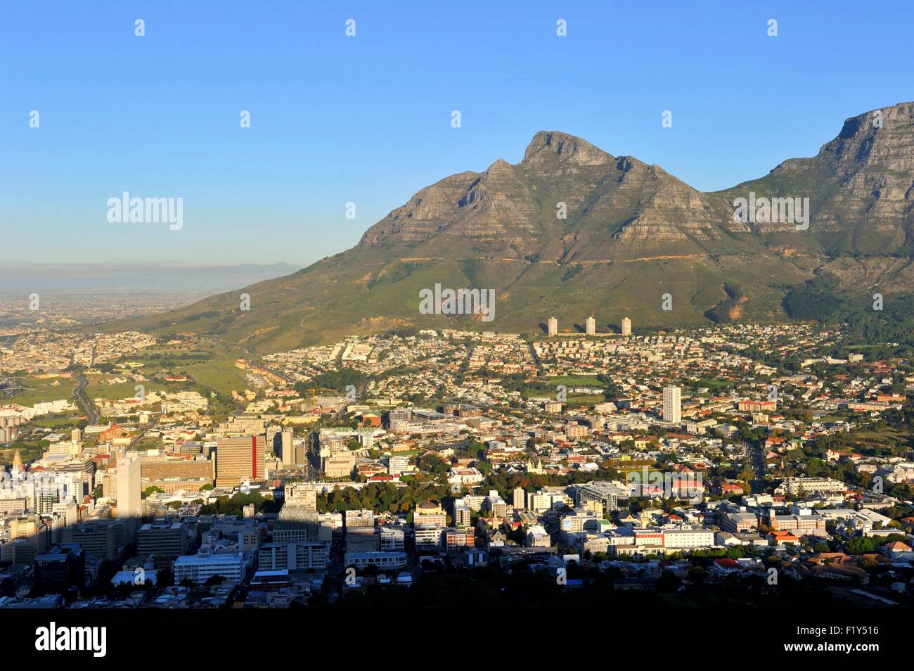 L'Afrique du Sud, Western Cape, Cape Town, Table Mountain, vue de Signal Hill Road Banque D'Images