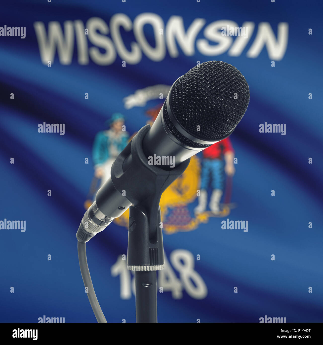 Microphone avec nous Membres les drapeaux sur la série d'arrière-plan - Wisconsin Banque D'Images