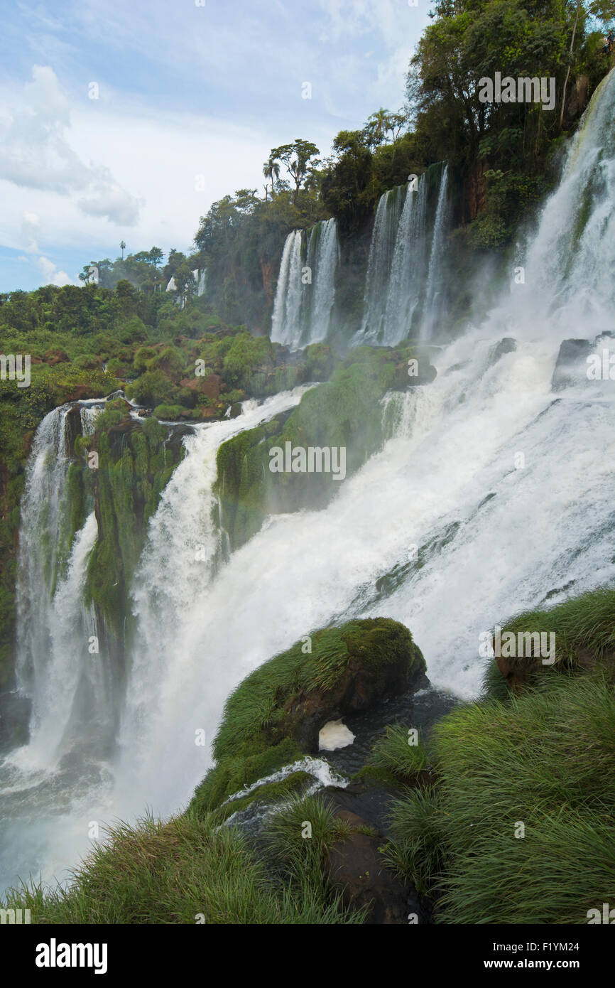 Mist,Cascade,Argentine,Scenic,Iguazu Falls Banque D'Images