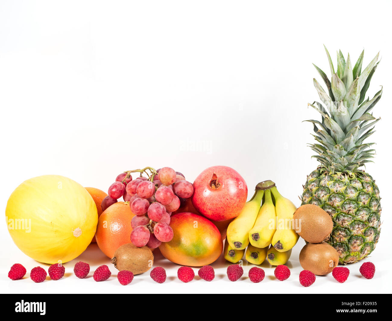 Früchte vor weißem Hintergrund Banque D'Images
