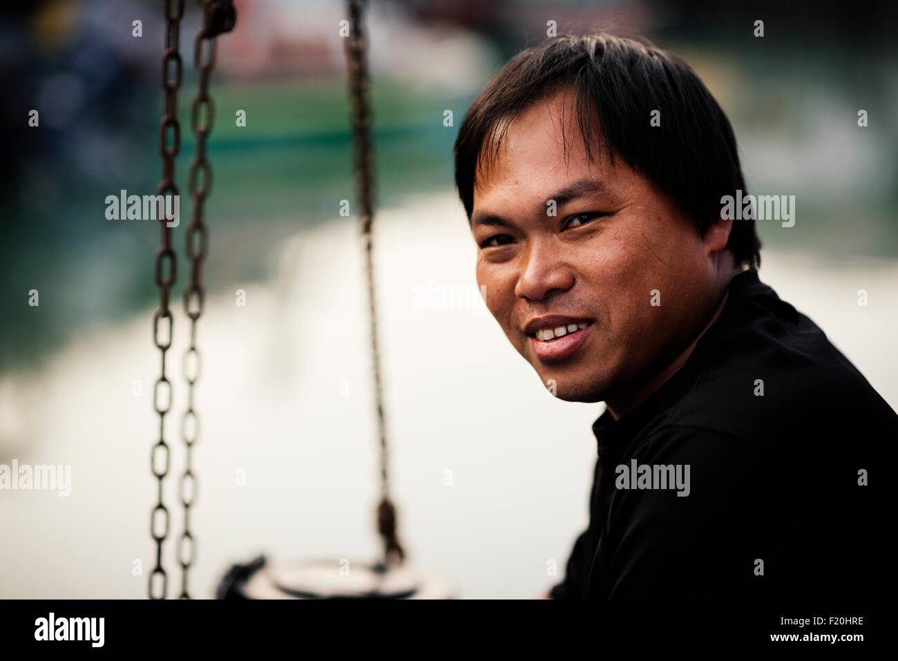 Portrait of senior man, à la vue du côté de smiling Banque D'Images
