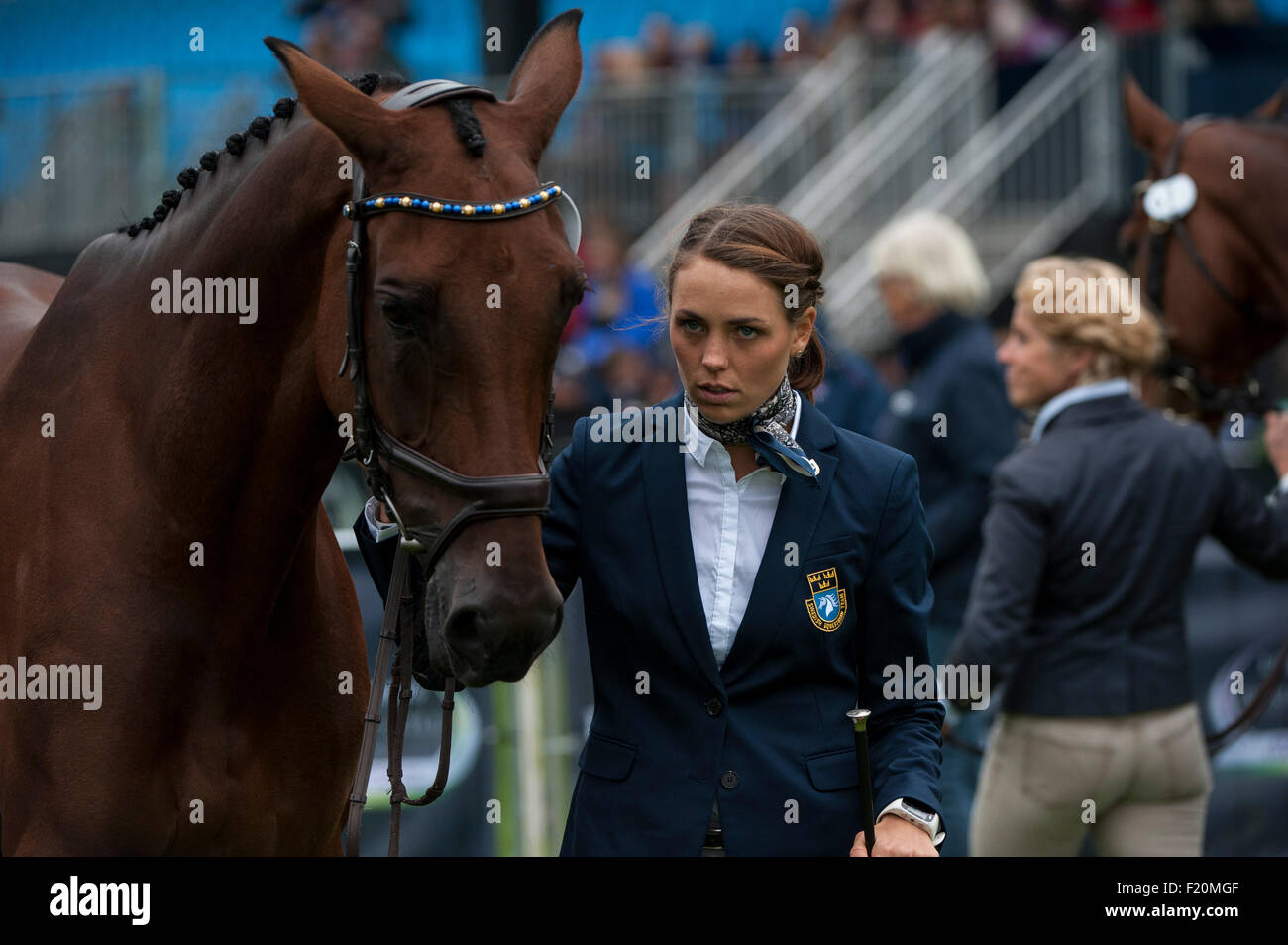 Blair Atholl, en Écosse, au Royaume-Uni. 9 Septembre, 2015. Louise [SWE] Svensson-Jahde avec Viva 29 à la première inspection. Louise a remporté le Best Dressed Lady. La FEI European Eventing Championships 2015 Blair Castle Crédit : Stephen Bartholomew/Alamy Live News Banque D'Images