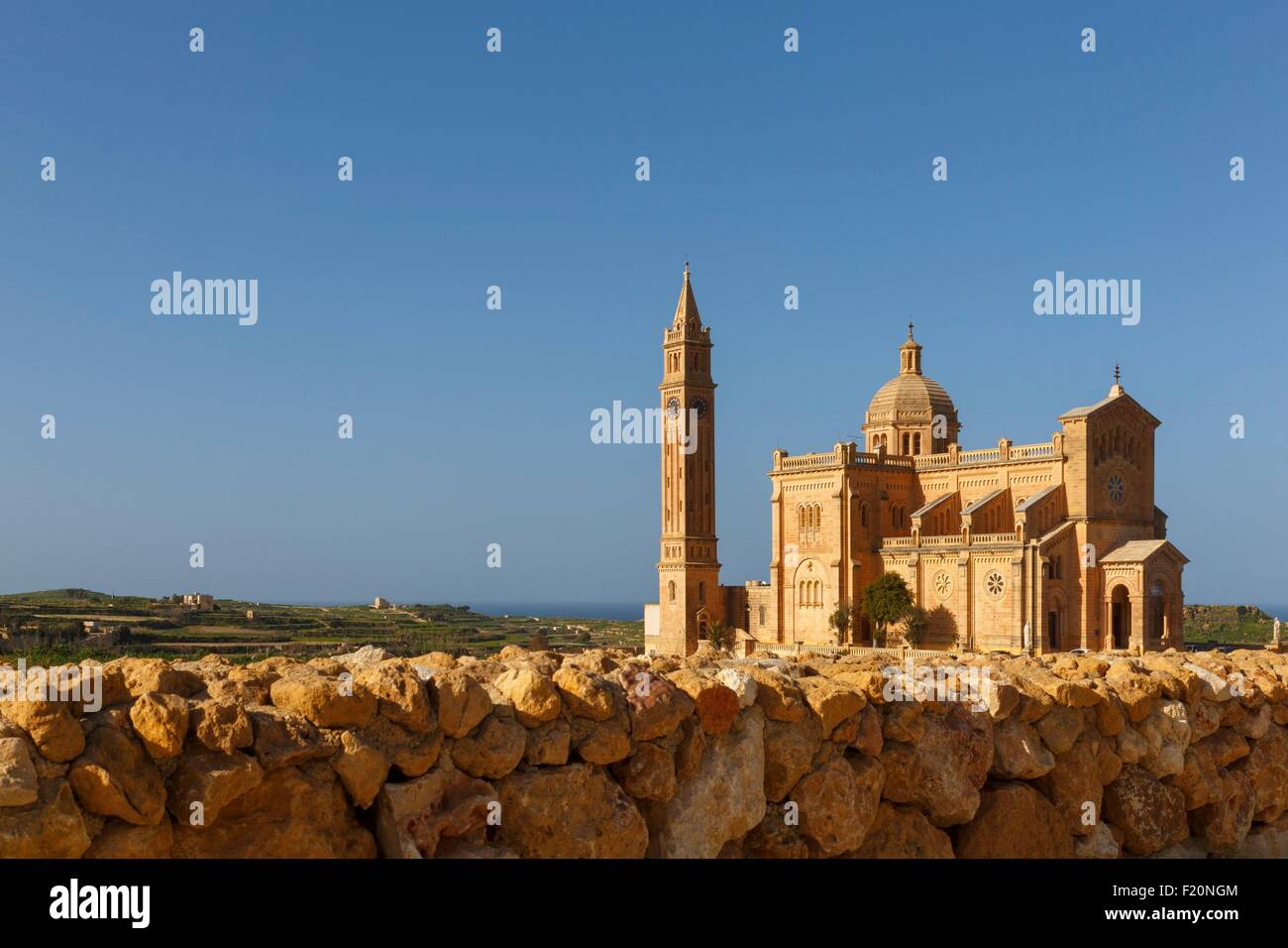 Malte, Gozo, Ta Pinu, vue horizontale de la cathédrale Ta Pinu Banque D'Images